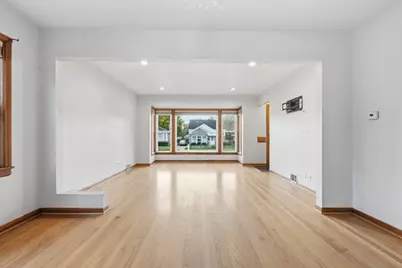 1907 Suffolk Avenue, Westchester, IL 60154 - Photo 7