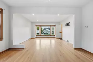 1907 Suffolk Ave, Westchester, IL 60154 - Photo 7