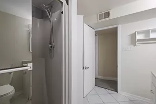 1907 Suffolk Ave, Westchester, IL 60154 - Photo 35