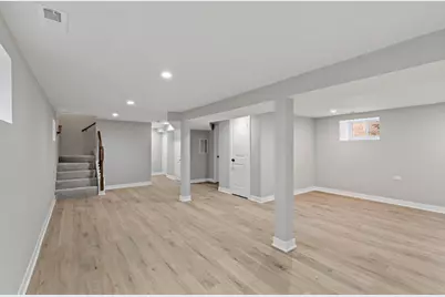 9233 S Essex Avenue, Chicago, IL 60617 - Photo 19