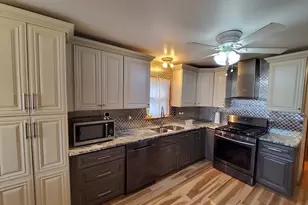 651 Bensley Ave, Calumet City, IL 60409 - Photo 15