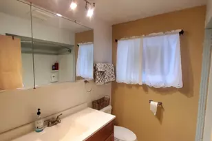 651 Bensley Ave, Calumet City, IL 60409 - Photo 7