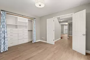 754 Rockhurst Rd, Bolingbrook, IL 60440 - Photo 3