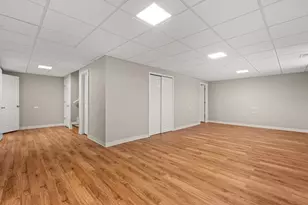 754 Rockhurst Rd, Bolingbrook, IL 60440 - Photo 15