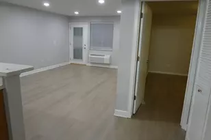 2013 Silverstone Dr, Carpentersville, IL 60110 - Photo 13