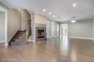 2023 Alta Vista Ct, Naperville, IL 60563 - Photo 3