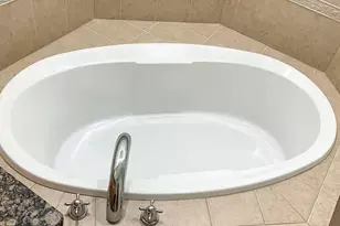 2023 Alta Vista Ct, Naperville, IL 60563 - Photo 9