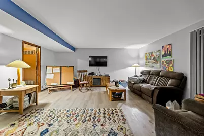 8058 Circle Drive, Palos Hills, IL 60465 - Photo 11