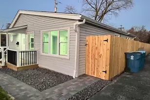 3813 Morgan St, Steger, IL 60475 - Photo 7