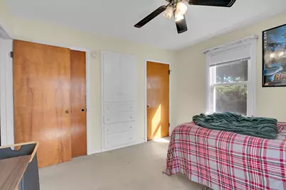 703 Oakland Avenue, Joliet, IL 60435 - Photo 9