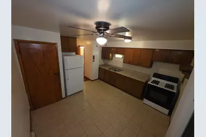 934 E 84th Place #B, Chicago, IL 60619 - Photo 5