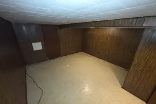 934 E 84th Pl, Chicago, IL 60619 - Photo 11