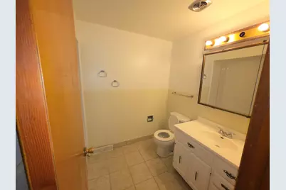 934 E 84th Place #B, Chicago, IL 60619 - Photo 9