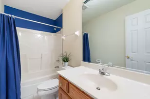 303 Reserve Cir, Clarendon Hills, IL 60514 - Photo 23