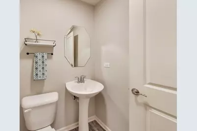 [Address not provided], Batavia, IL 60510 - Photo 11