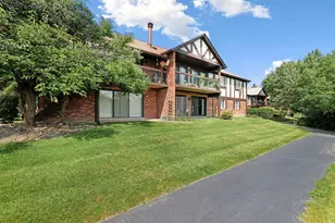 6223 Lake Park Ln, Willowbrook, IL 60527 - Photo 17