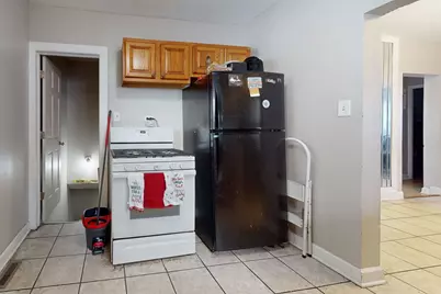 9516 S Yale Avenue, Chicago, IL 60628 - Photo 9