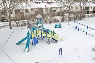 847 E Coach Rd, Palatine, IL 60074 - Photo 17