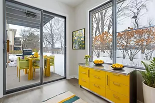 847 E Coach Rd, Palatine, IL 60074 - Photo 7