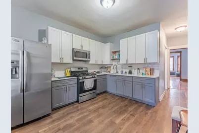 4044 W Potomac Avenue, Chicago, IL 60651 - Photo 13