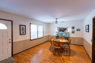 873 Shady Ln, Aurora, IL 60506 - Photo 3