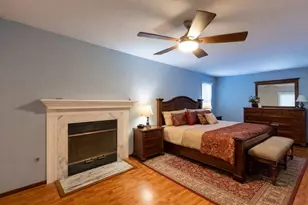 873 Shady Ln, Aurora, IL 60506 - Photo 11