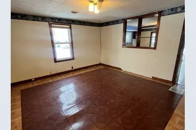 206 Crestwood Avenue, Tilton, IL 61833 - Photo 3