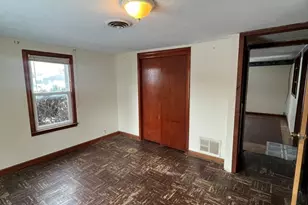 206 Crestwood Ave, Tilton, IL 61833 - Photo 5