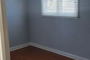 2049 Magnolia Rd, Homewood, IL 60430 - Photo 9