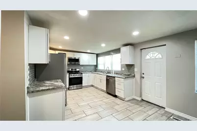 6511 S Vernon Avenue, Chicago, IL 60637 - Photo 9