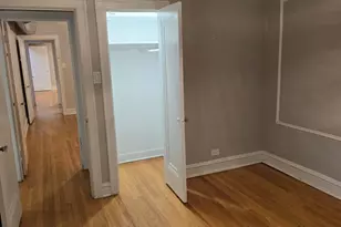 7529 N Claremont Ave, Chicago, IL 60645 - Photo 21