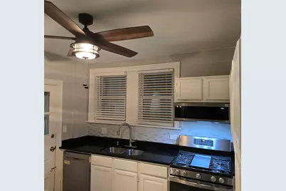 7529 N Claremont Avenue #2, Chicago, IL 60645 - Photo 7