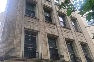 7529 N Claremont Ave, Chicago, IL 60645 - Photo 1