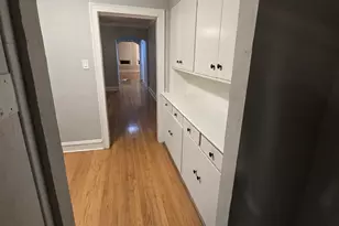 7529 N Claremont Ave, Chicago, IL 60645 - Photo 17