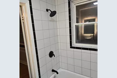 7529 N Claremont Avenue #2, Chicago, IL 60645 - Photo 23