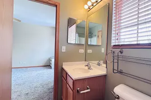 1851 Indian Hill Ln, Aurora, IL 60503 - Photo 17