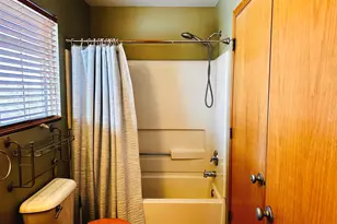 1851 Indian Hill Ln, Aurora, IL 60503 - Photo 15