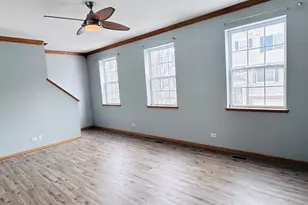 1851 Indian Hill Ln, Aurora, IL 60503 - Photo 9