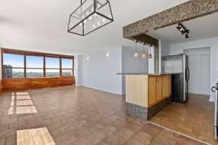 655 W Irving Park Rd, Chicago, IL 60613 - Photo 5