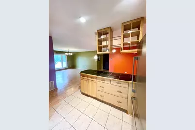 1306 S New Wilke Road #2B, Arlington Heights, IL 60005 - Photo 11