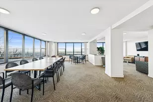 5801 N Sheridan Rd, Chicago, IL 60660 - Photo 21