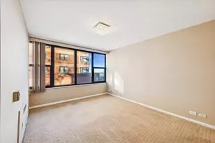 5801 N Sheridan Rd, Chicago, IL 60660 - Photo 13
