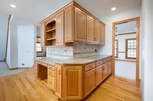 2652 Charlestowne Ln, Naperville, IL 60564 - Photo 25