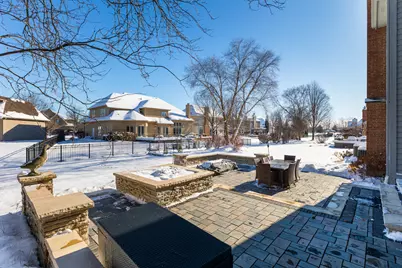 2652 Charlestowne Lane, Naperville, IL 60564 - Photo 3