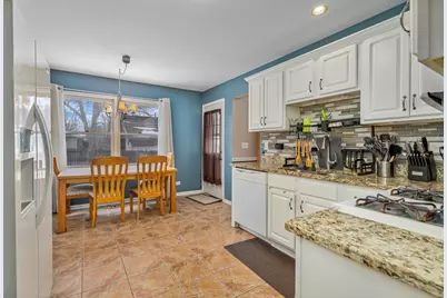 2010 Primrose Drive, Plainfield, IL 60586 - Photo 9