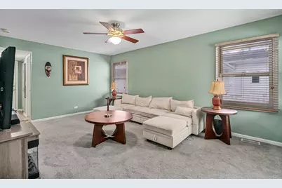 2010 Primrose Drive, Plainfield, IL 60586 - Photo 3