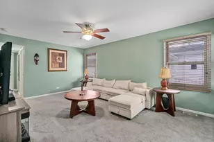 2010 Primrose Dr, Plainfield, IL 60586 - Photo 3