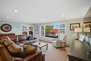 1319 Tyrell Ave, Park Ridge, IL 60068 - Photo 9