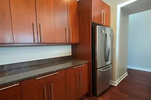 2358 W School St, Chicago, IL 60618 - Photo 3