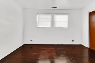 403 Prairie Ave, Calumet City, IL 60409 - Photo 7